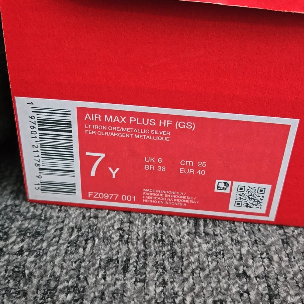 New Nike Air Max Plus - Picture 7 of 7